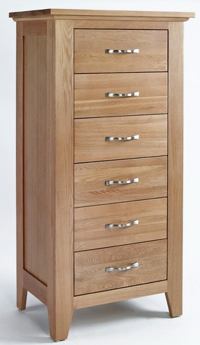 Chest drawers narrow - of,